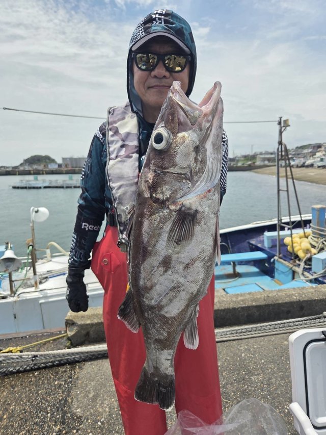 アラ