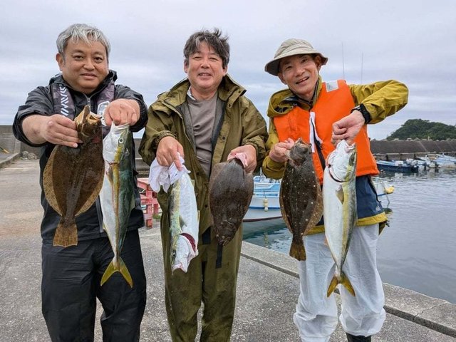 ハマチ(ブリ)・ヒラメ