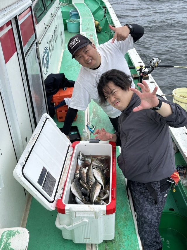 マアジ