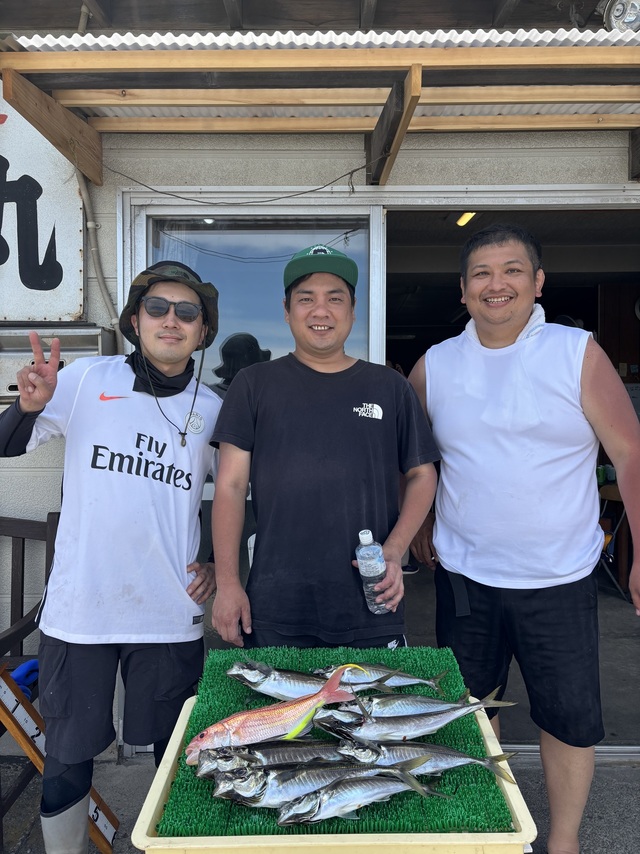 アジ(マアジ)・イトヨリ(イトヨリダイ)