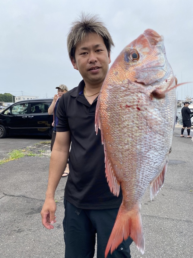 マダイ
