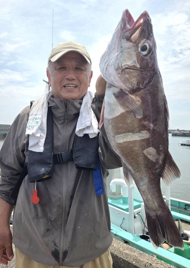 アラ