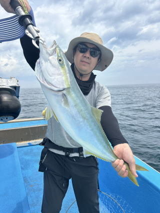 イナダ(ブリ)