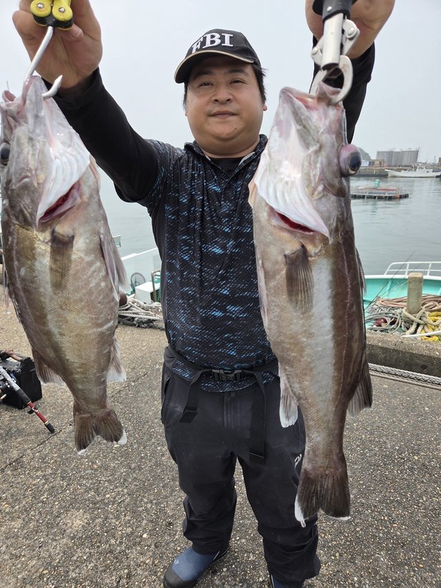 アラ