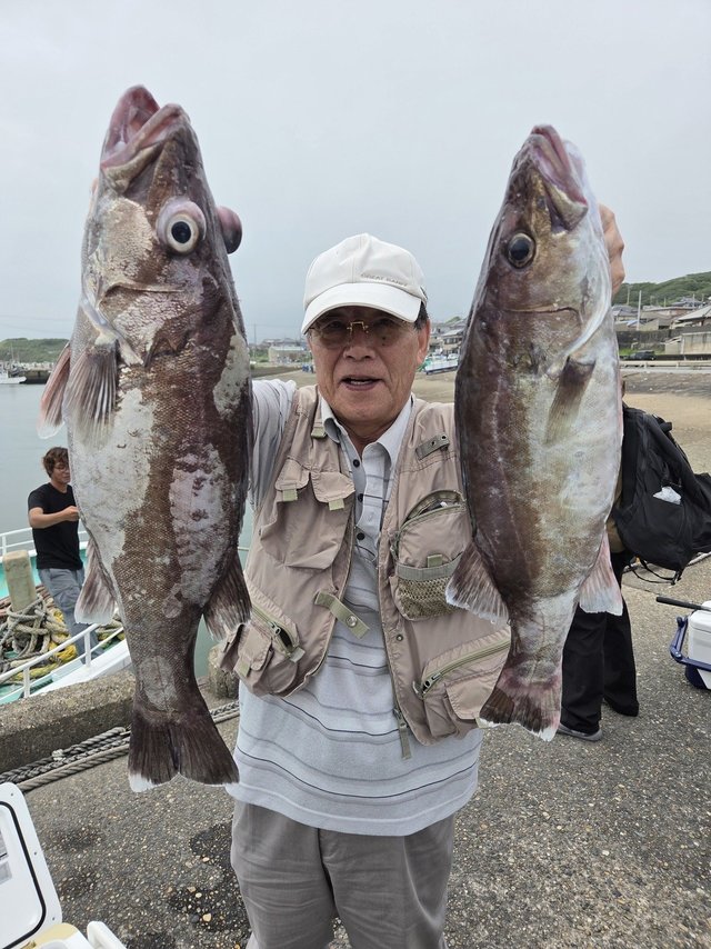 アラ