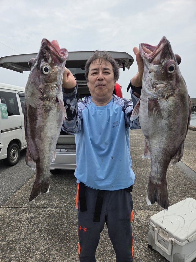 アラ