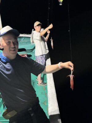 アカイカ(ケンサキイカ)