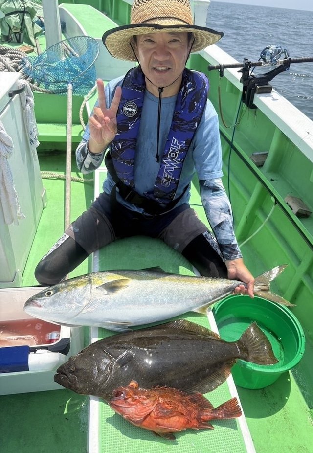 ワラサ(ブリ)・ウッカリカサゴ・ヒラメ