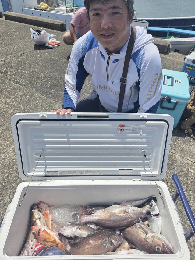 アラ