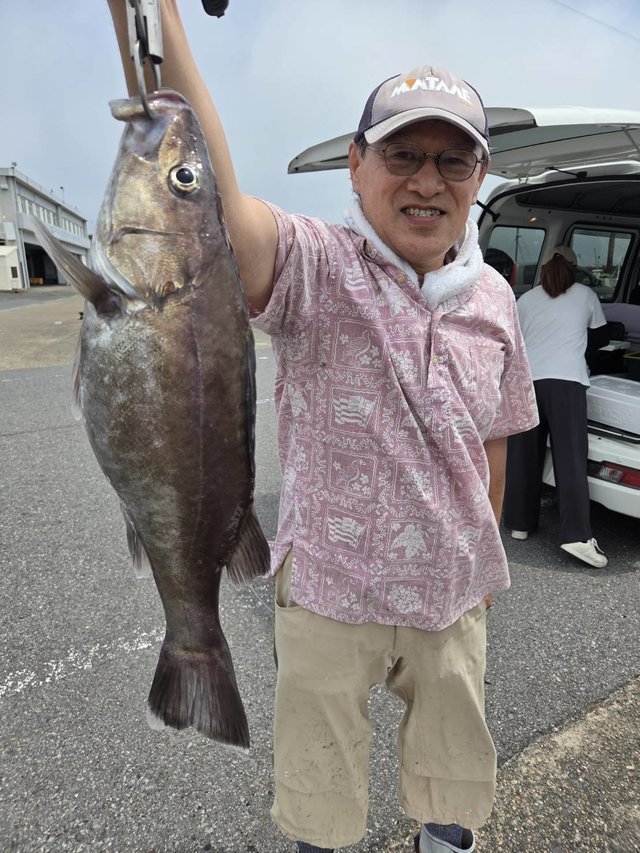 アラ