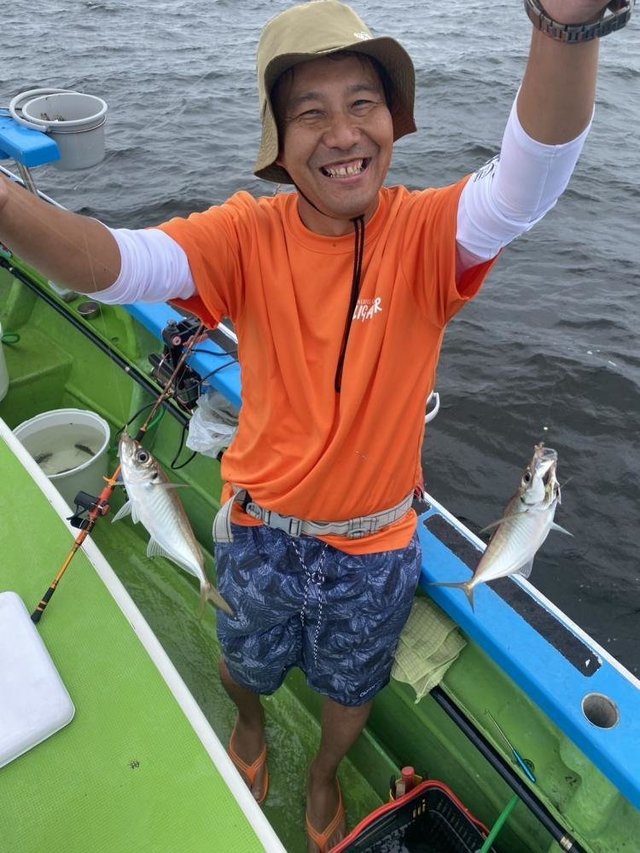 マアジ