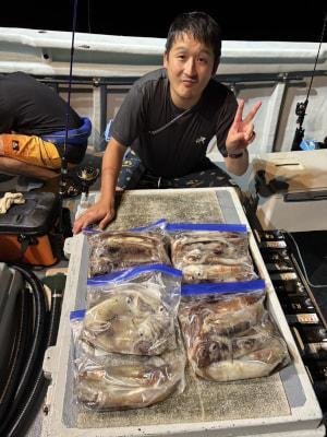 アカイカ(ケンサキイカ)・スルメイカ