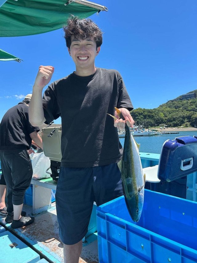 ハマチ(ブリ)