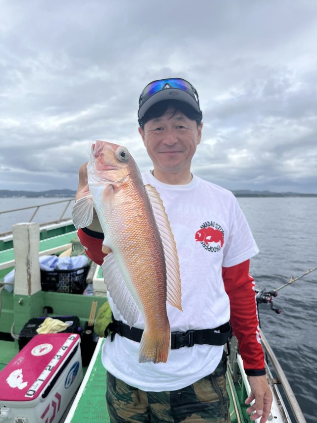シロアマダイ