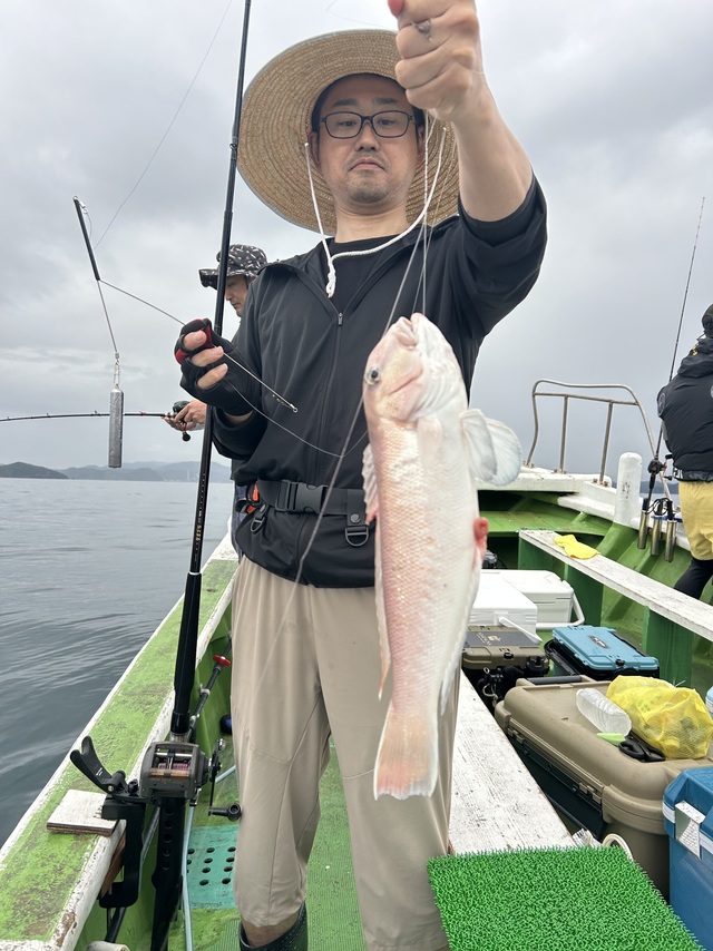 シロアマダイ