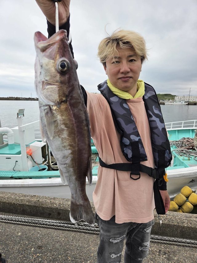 アラ