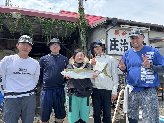 イナダ(ブリ)