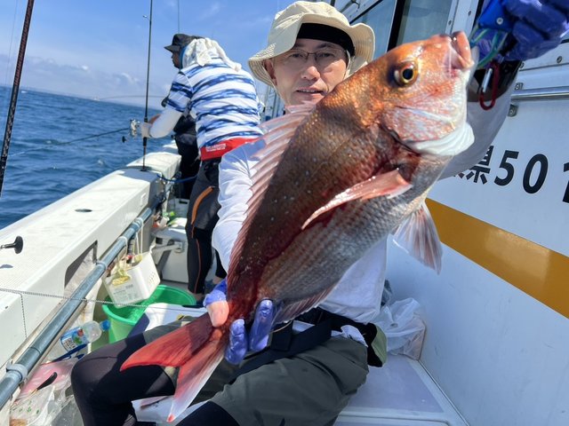 マダイ