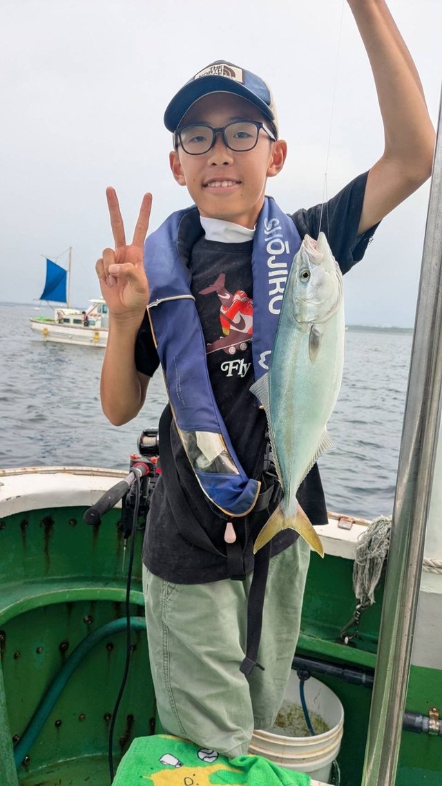 イナダ(ブリ)
