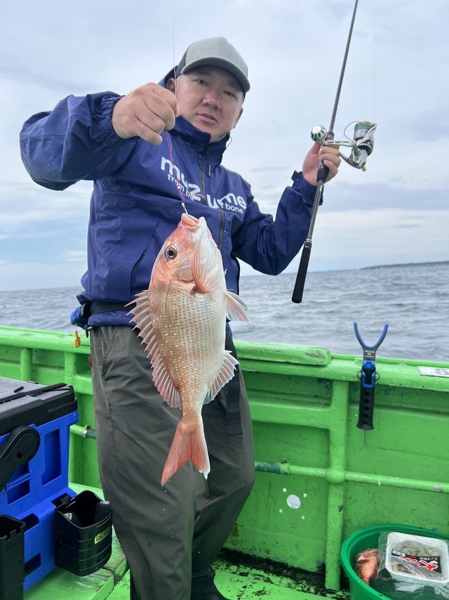 マダイ