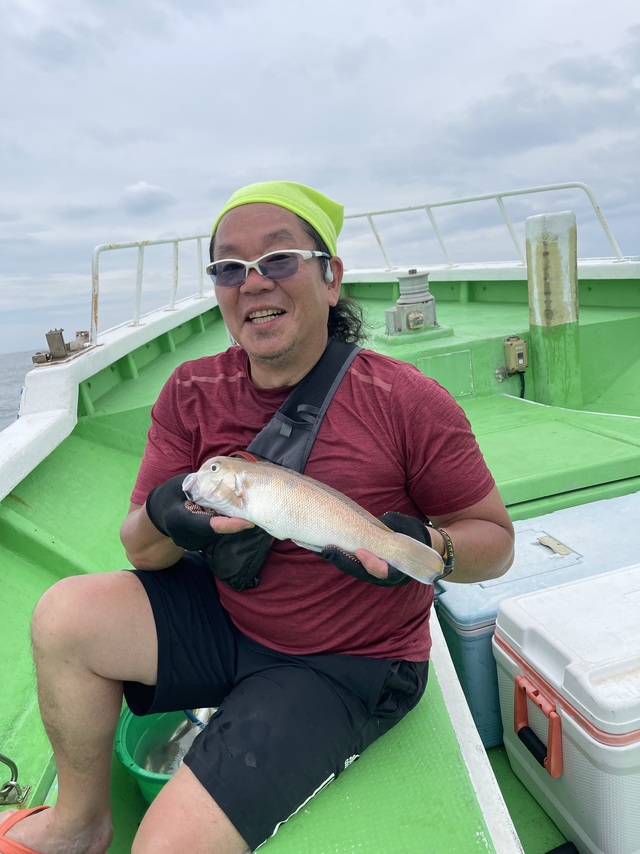 シロアマダイ