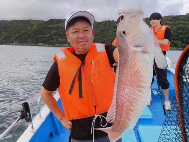 シロアマダイ