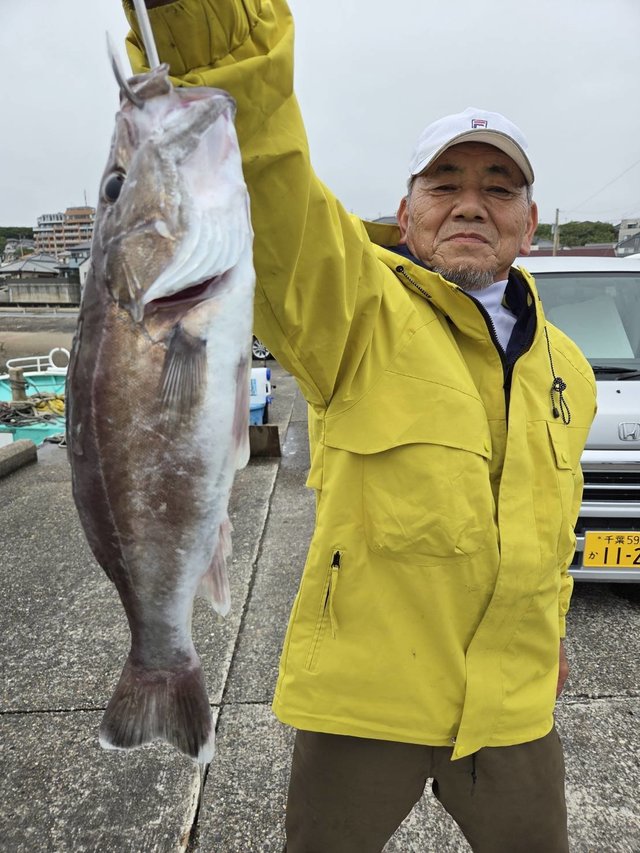 アラ