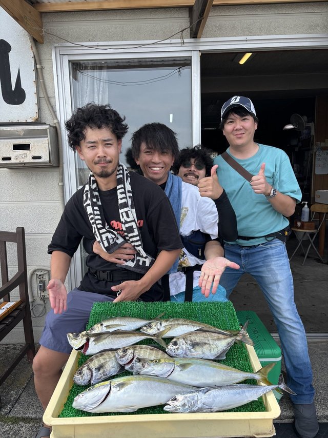 イナダ(ブリ)