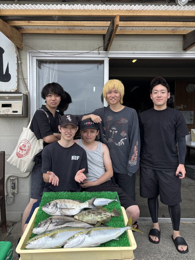 クロダイ・イナダ(ブリ)