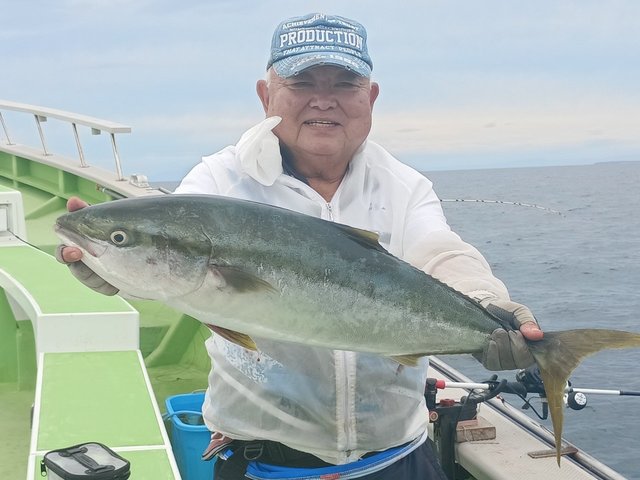 ワラサ(ブリ)