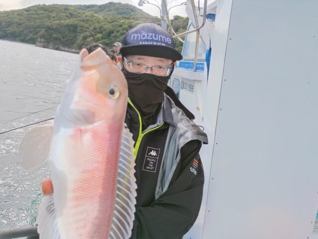 シロアマダイ