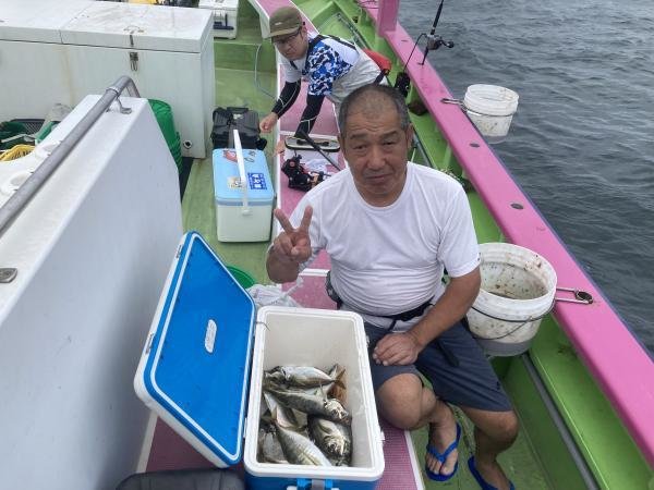 マアジ