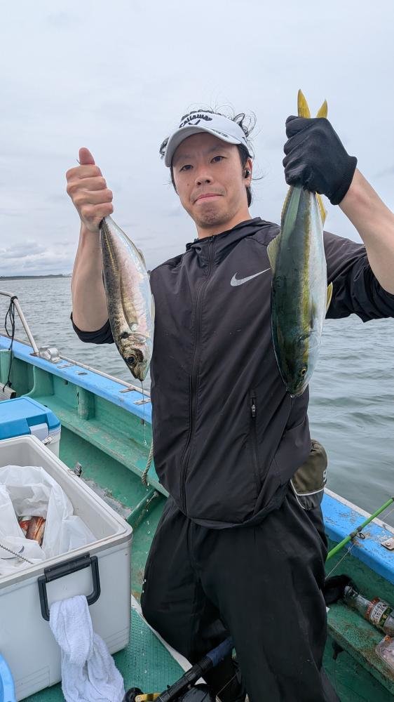 アジ(マアジ)・イナダ(ブリ)