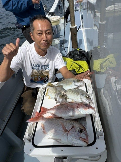 マダイ・カイワリ
