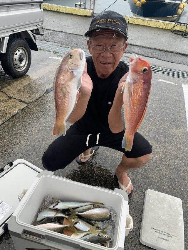 アジ(マアジ)・アマダイ(アカアマダイ)・シロアマダイ