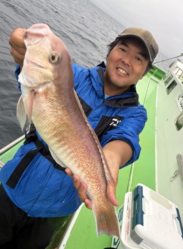 シロアマダイ