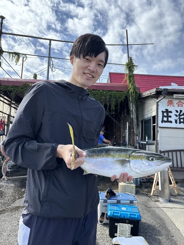 イナダ(ブリ)