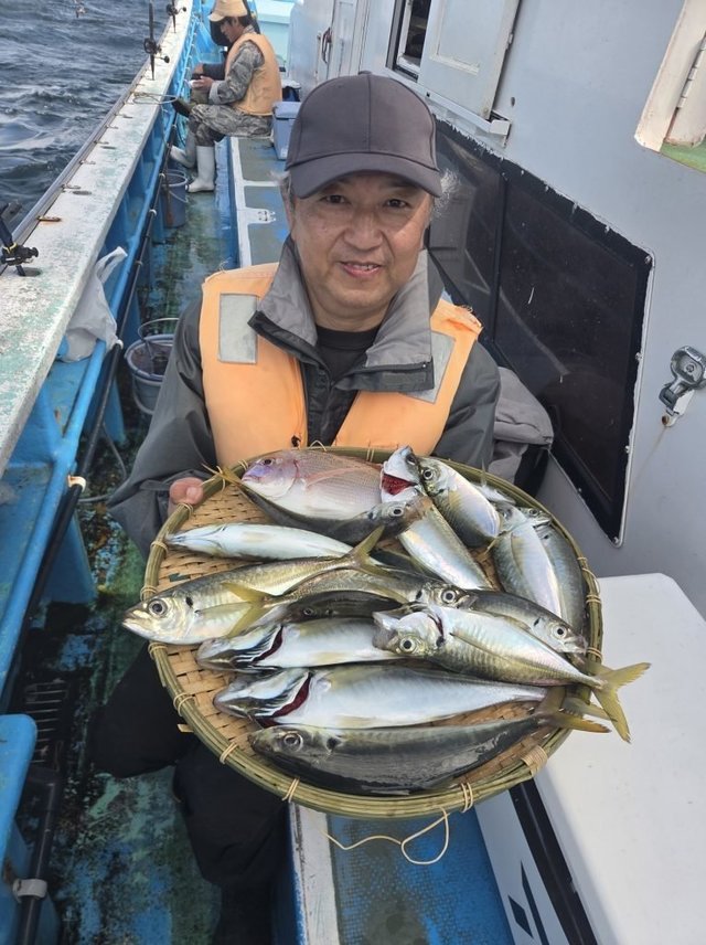 ハナダイ(チダイ)・アジ(マアジ)