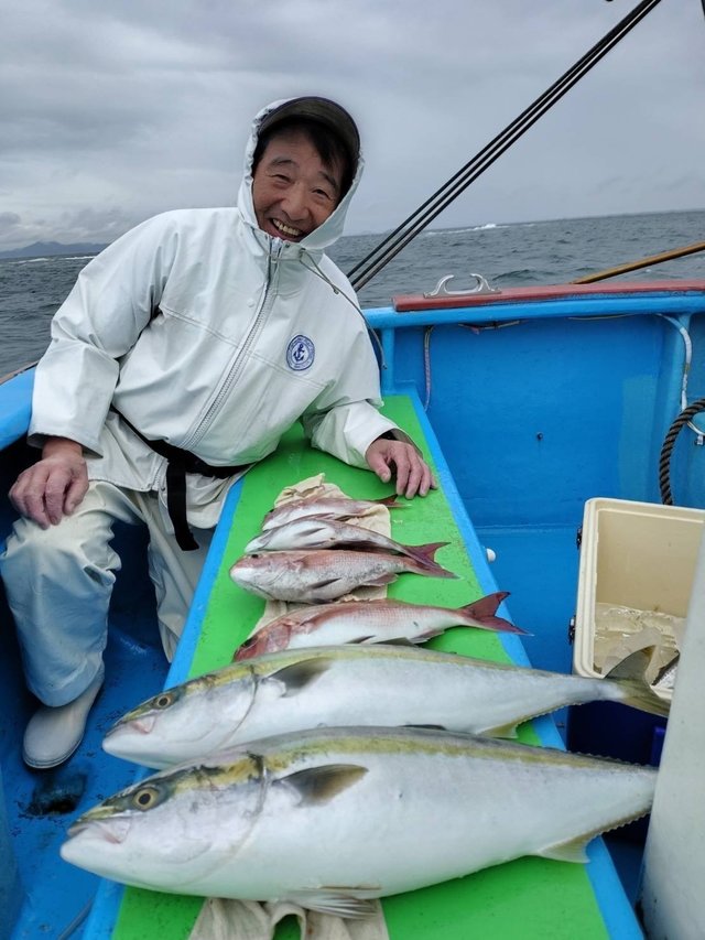 マダイ・ワラサ(ブリ)