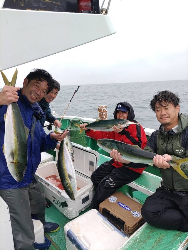 ワラサ(ブリ)
