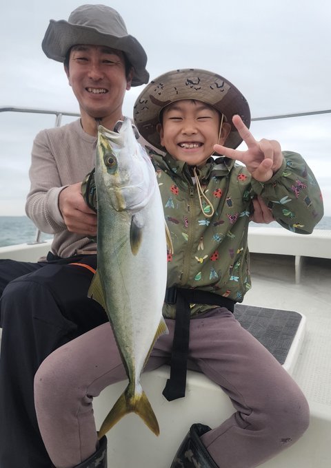 イナダ(ブリ)