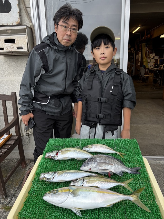 クロダイ・イナダ(ブリ)