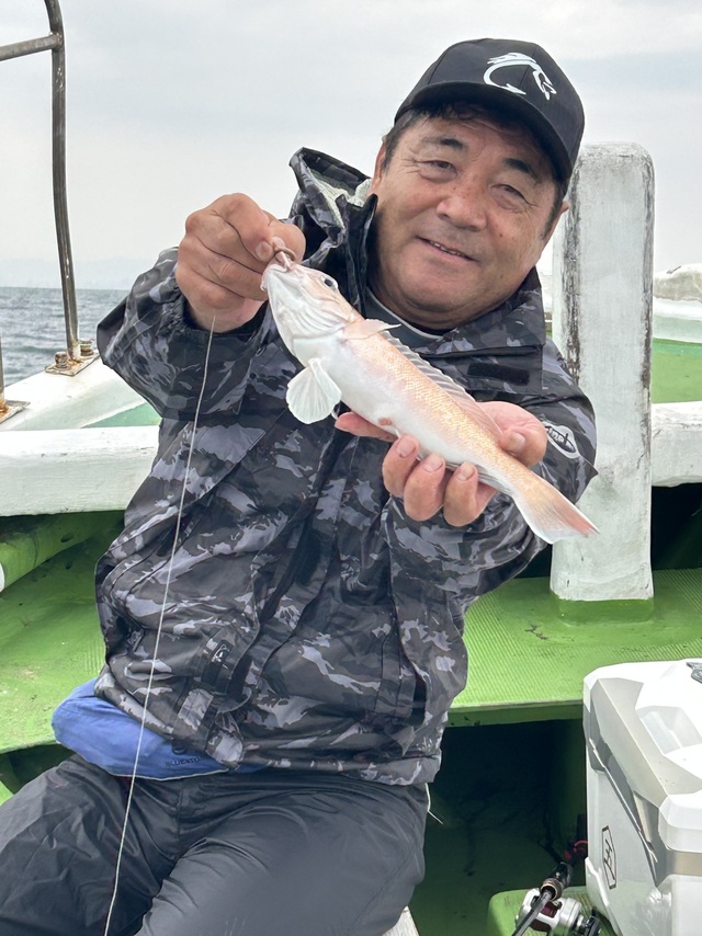 シロアマダイ