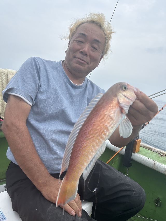 シロアマダイ