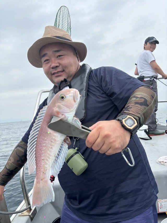 シロアマダイ