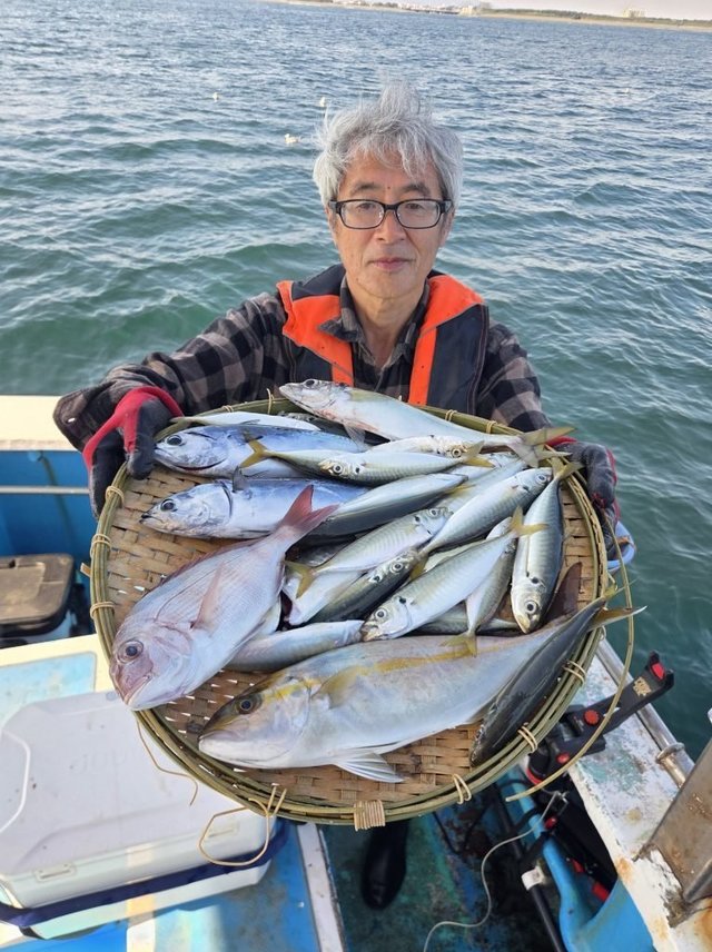マダイ・アジ(マアジ)・カンパチ・イサキ