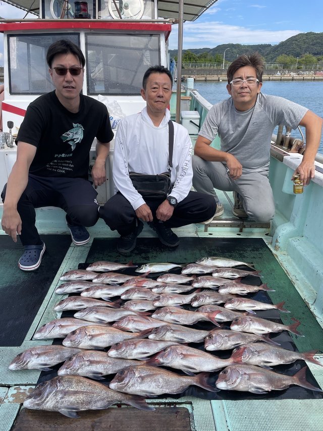 マダイ・マアジ