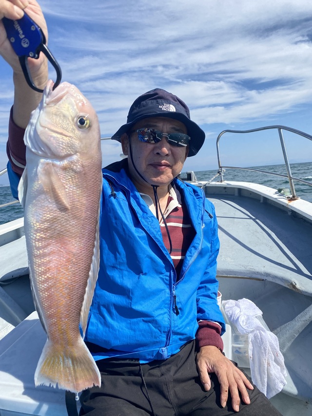 シロアマダイ