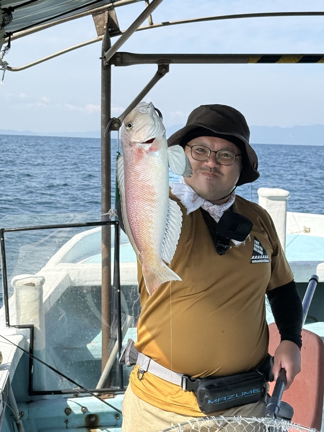 シロアマダイ