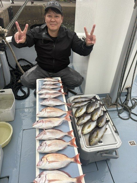 ハナダイ(チダイ)・メジナ・カイワリ・オキアジ・イサキ